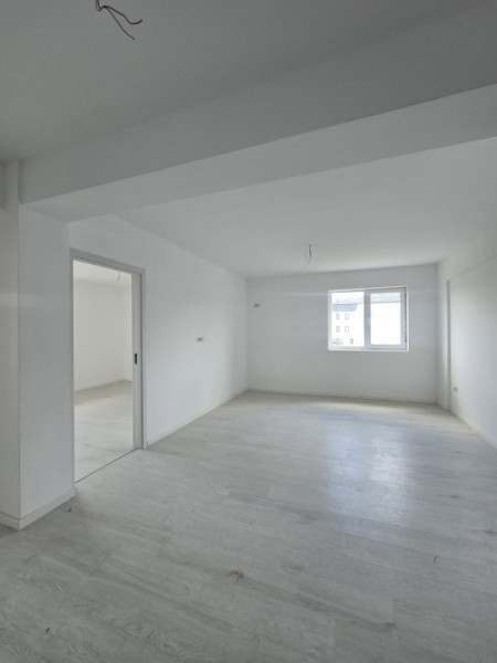 Apartament 3 camere Bragadiru-Cristalului 