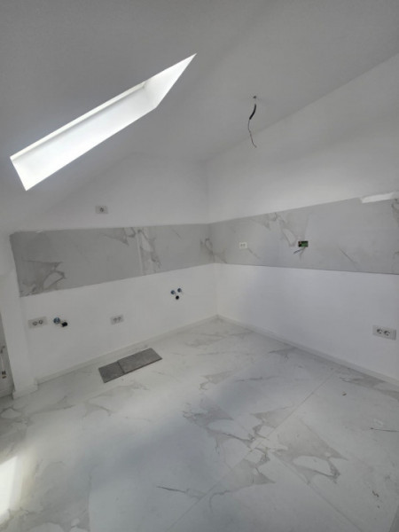 Apartament 3 camere Bragadiru-Cristalului 
