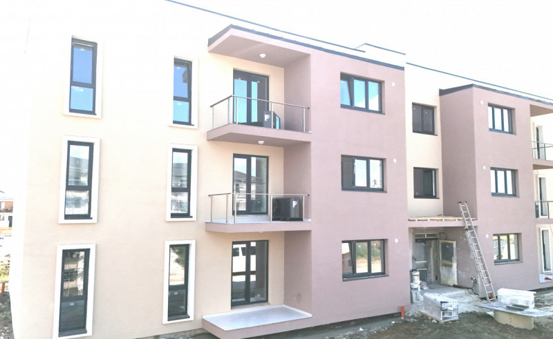 Vanzare Apartament 3 camere/Decomandat/Incalzire in Pardoseala