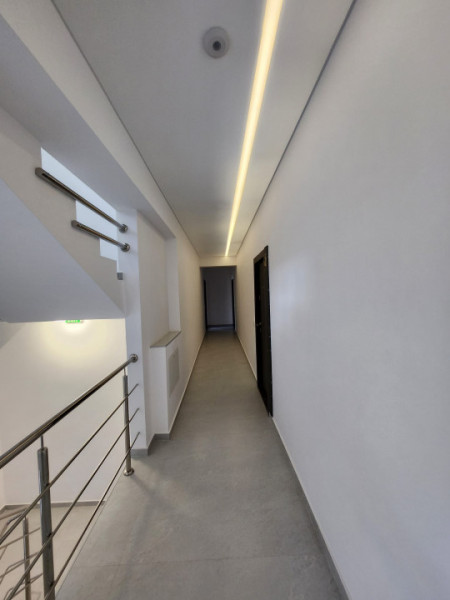 Vanzare Apartament 3 camere/Decomandat/Incalzire in Pardoseala