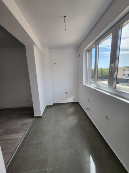 Vanzare Apartament 3 camere/Decomandat/Incalzire in Pardoseala