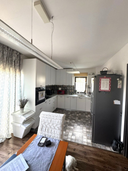 Vanzare Casa/Duplex 3 camere id nr 67