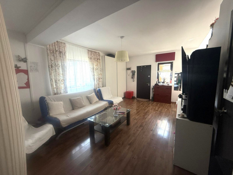 Vanzare Casa/Duplex 3 camere id nr 67