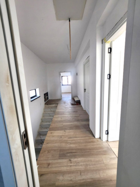 Vanzare/Duplex P+1+M Bragadiru-Strada Gliei id nr 7