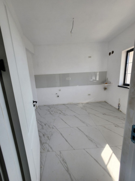 Vanzare/Duplex P+1+M Bragadiru-Strada Gliei id nr 7