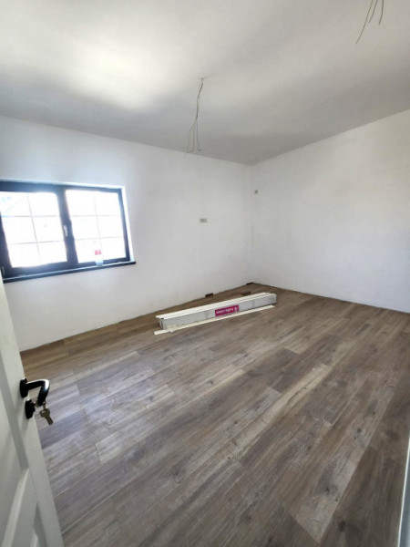 Vanzare/Duplex P+1+M Bragadiru-Strada Gliei id nr 7
