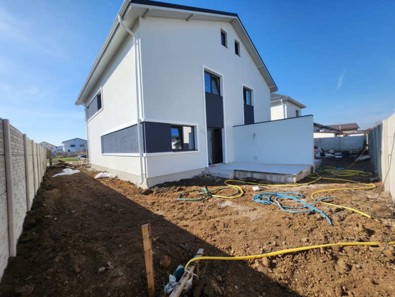 Vanzare/Duplex P+1+M Bragadiru-Strada Gliei id nr 7