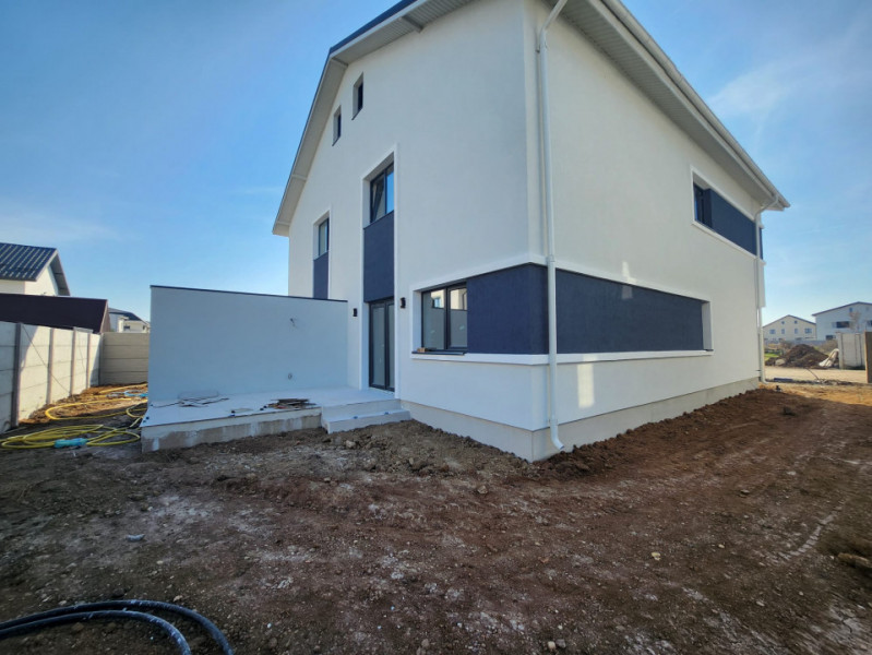 Vanzare/Duplex P+1+M Bragadiru-Strada Gliei id nr 7