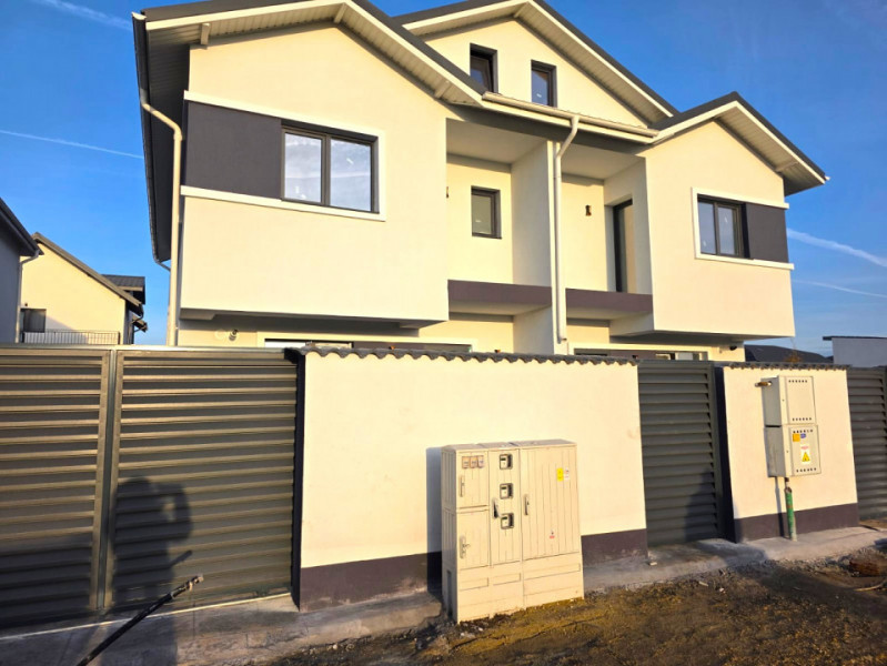 Vanzare/Duplex P+1+M Bragadiru-Strada Gliei id nr 7
