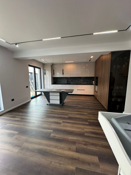 Vanzare Vila Individuala-Cristalului /dormitor parter/id nr 55