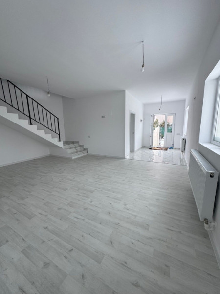 Vanzare Vila- Duplex P+1+M/Bragadiru-Plevnei id nr 25