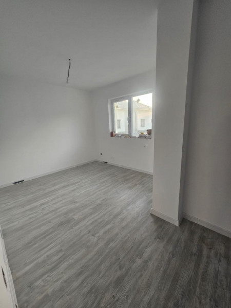 Casa tip Triplex P+1+Pod/3 camere id nr 30
