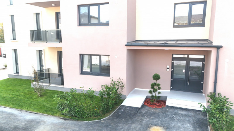  Apartament 3 camere/Decomandat/Incalzire in Pardoseala