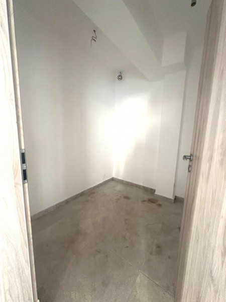 Spatiu Comercial De Vanzare/Bragadiru strada Crisul Repede