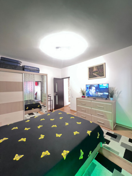 Apartament 3 camere Bragadiru Strada Monumentului