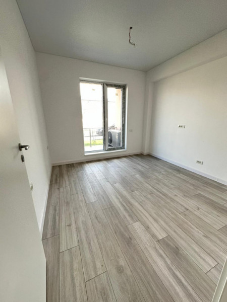 Vanzare Apartament 3 camere/Decomandat/Incalzire in Pardoseala