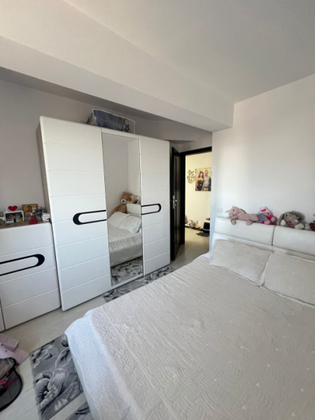 Apartament 4 camere strada Nazuintei Mobilat si Utilat