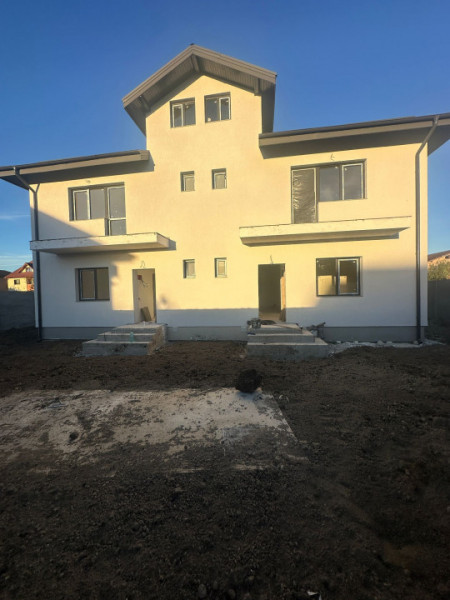Vanzare Casa Tip Cub P+1+M /Bragadiru strada Crisul Repede