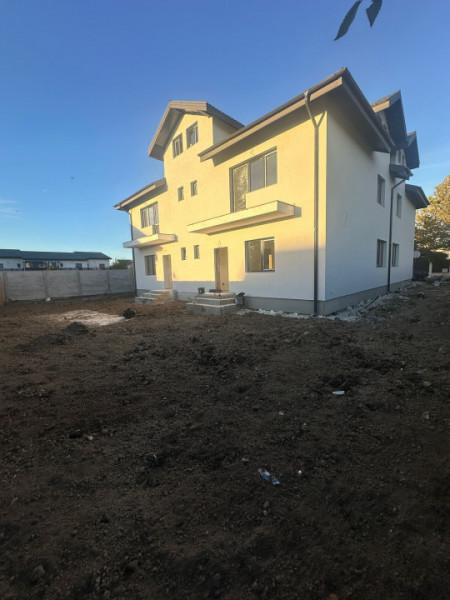 Vanzare Casa Tip Cub P+1+M /Bragadiru strada Crisul Repede