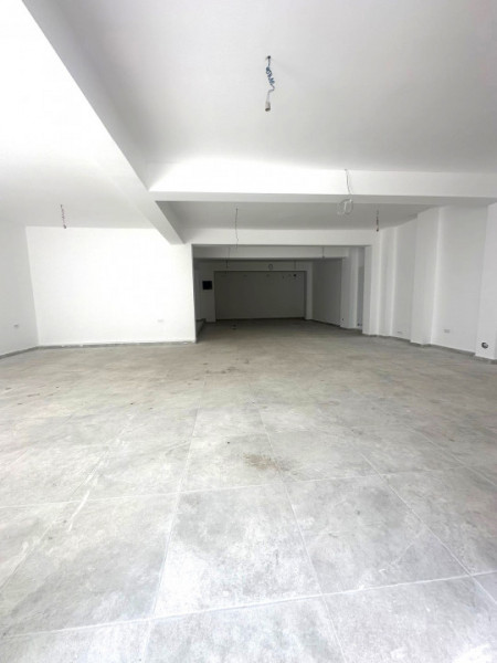 Vanzare Spatiu Comercial /Bragadiru strada Crisul Repede