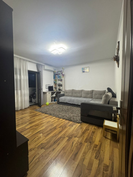 Apartament de vanzare /Bragadiru strada Libertatii