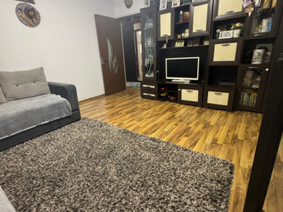 Apartament de vanzare /Bragadiru strada Libertatii