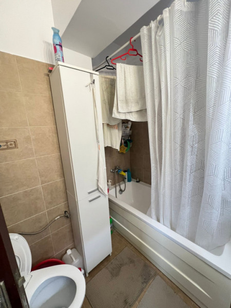 Apartament 2 camere strada Safirului Cartierul Independentei