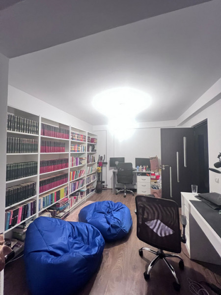 Vanzare Casa P+1+Pod/4 camere 2 bai/Cartierul Verde