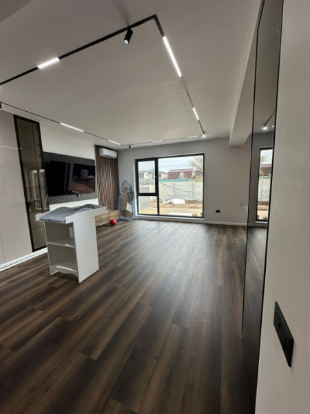 Vanzare Vila Individuala-Cristalului /dormitor parter/id nr 55