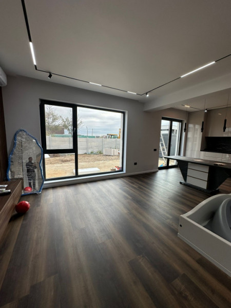 Vanzare Vila Individuala-Cristalului /dormitor parter/id nr 55