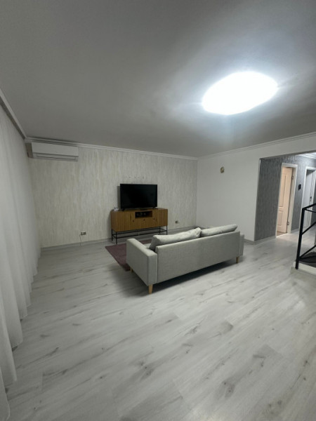 Inchiriere Casa Tip Duplex/Bragadiru strada Topaz