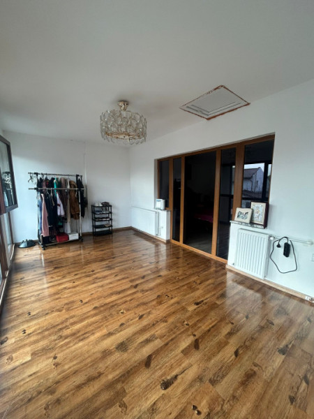 Casa Individuala/Bragadiru str Monumentului 