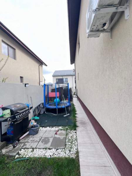 Casa/Vila Bragadiru tip Duplex P+1+M/5 Camere id nr 2