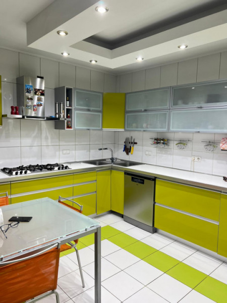 Vila Individuala posibilitate de 2 unitati de duplex/Bragadiru