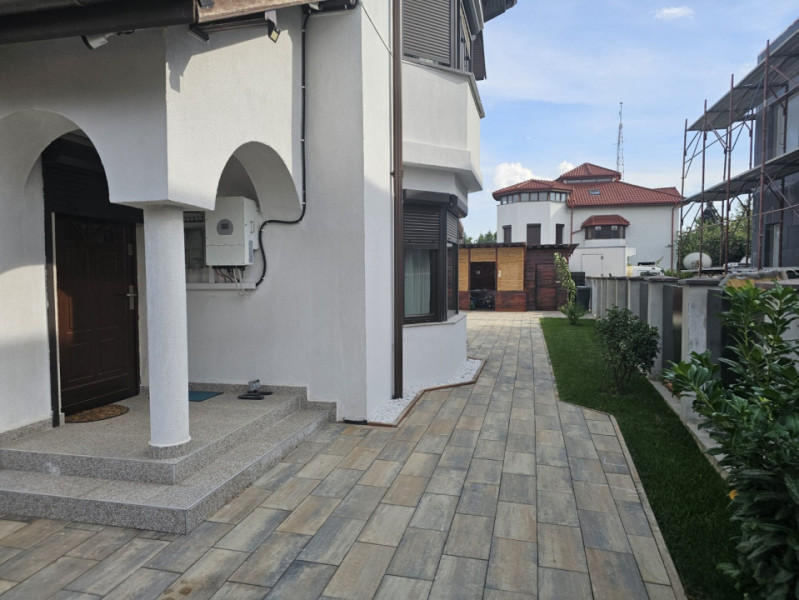 Vila Duplex  5 camere/teren 461 mp/Bragadiru