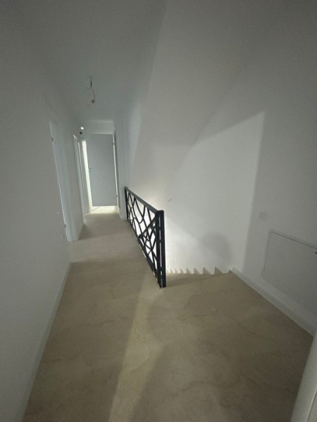 Vanzare/Duplex P+1+M Bragadiru-Cartierul Independentei id nr 9