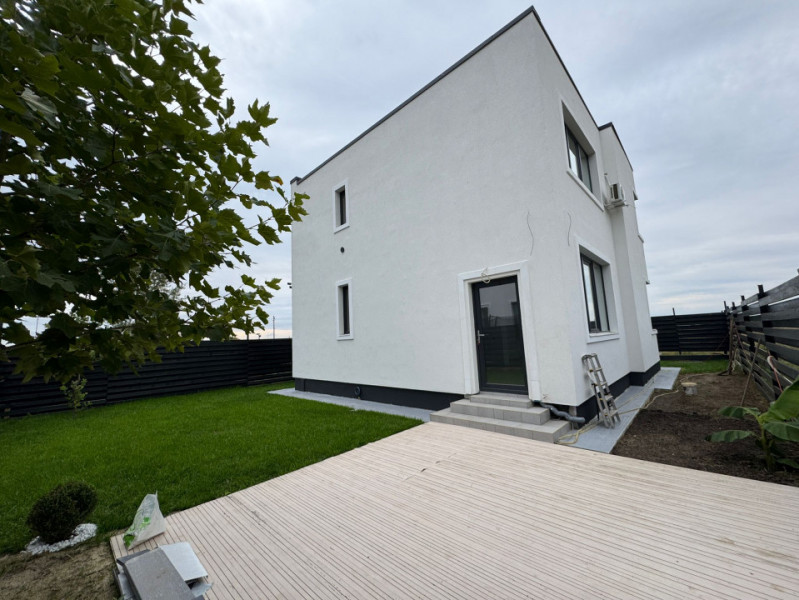 Vanzare Vila Individuala P+1/Clinceni strada Sadionului id 7