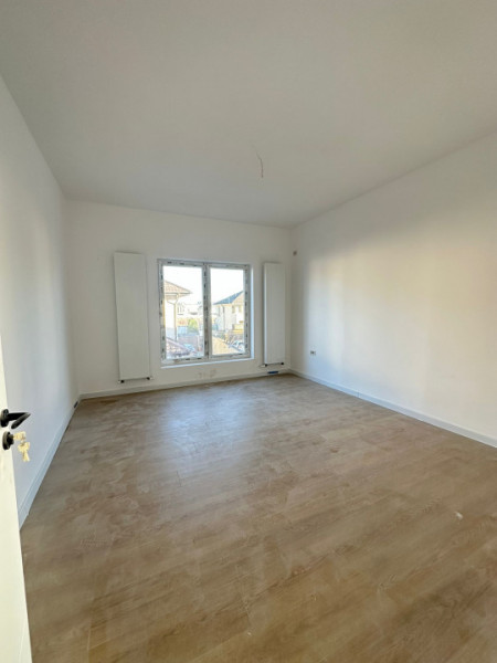 Casa/Vila/Ansamblu Rezidential/P+1+M/Id nr 11