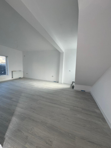 Casa/Vila/Ansamblu Rezidential/P+1+M/Id nr 11