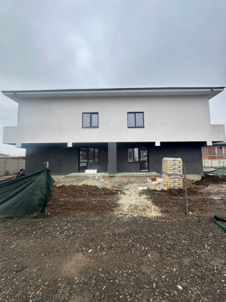 Cub De Vanzare/Bragadiru-Cartierul Independetei P+1+M id nr 16