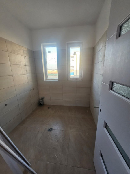 Casa de vanzare tip Triplex P+1+Pod/3 camere id nr 30