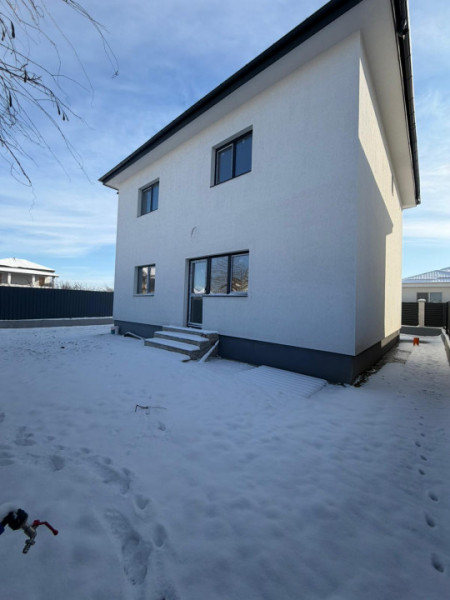 Casa-Vila 5 camere/Bragadiru-Cristalului id nr 31