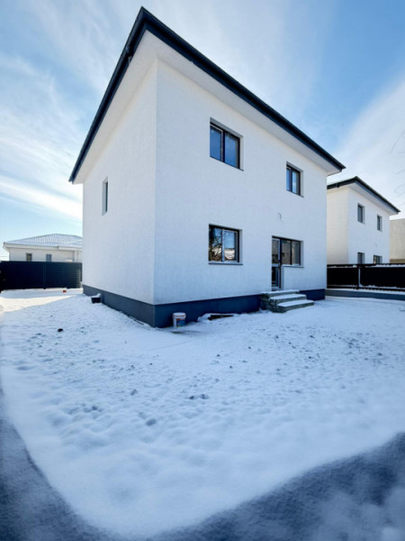 Casa-Vila 5 camere/Bragadiru-Cristalului id nr 31