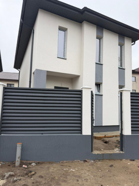 Casa-Vila 4 Camere/Bragadiru-Strada Alunului id nr 13