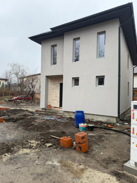 Casa-Vila 4 Camere/Bragadiru-Strada Alunului id nr 13