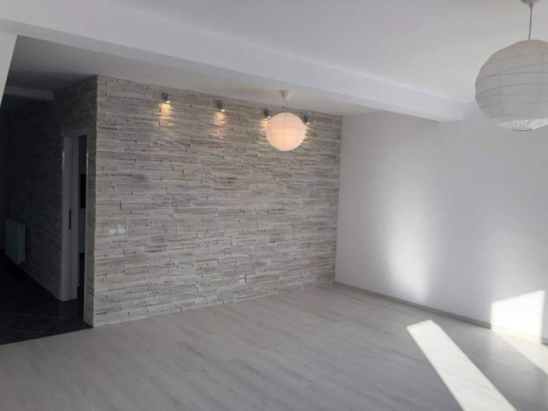 Vila Triplex-P+1+M/Cartierul Independentei/id nr 29