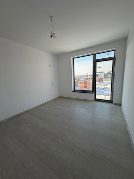 Casa/Vila Bragadiru-Prelungirea Ghencea 6 camere/id nr 8