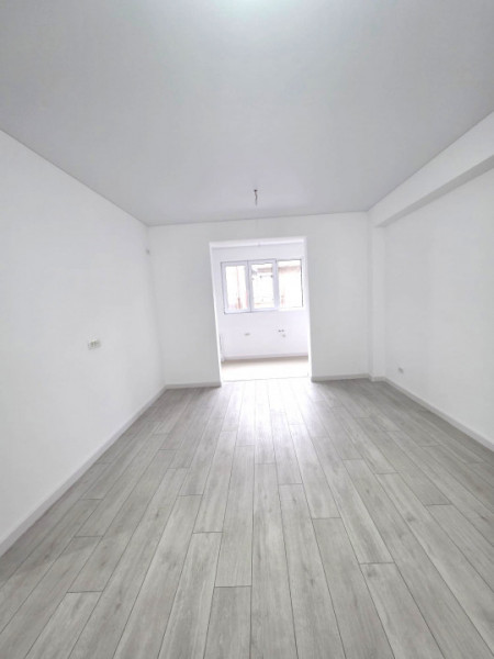 Apartament 2 camere/Bragadiru Curte Proprie
