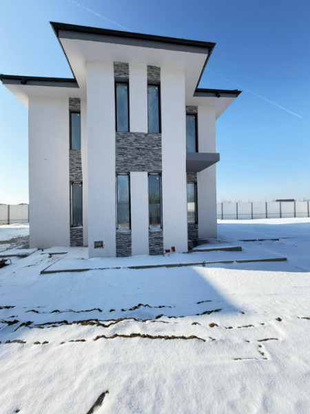 Casa/Vila Individuala Bragadiru Central 4 camere/id nr 36