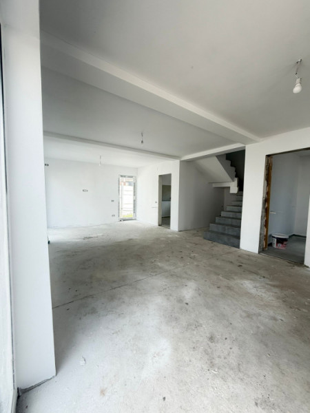 Casa/Vila Individuala Bragadiru Central 4 camere/id nr 36